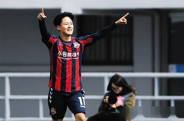 包含2025年俱乐部世界杯：蔚山现代全队备战内幕的词条