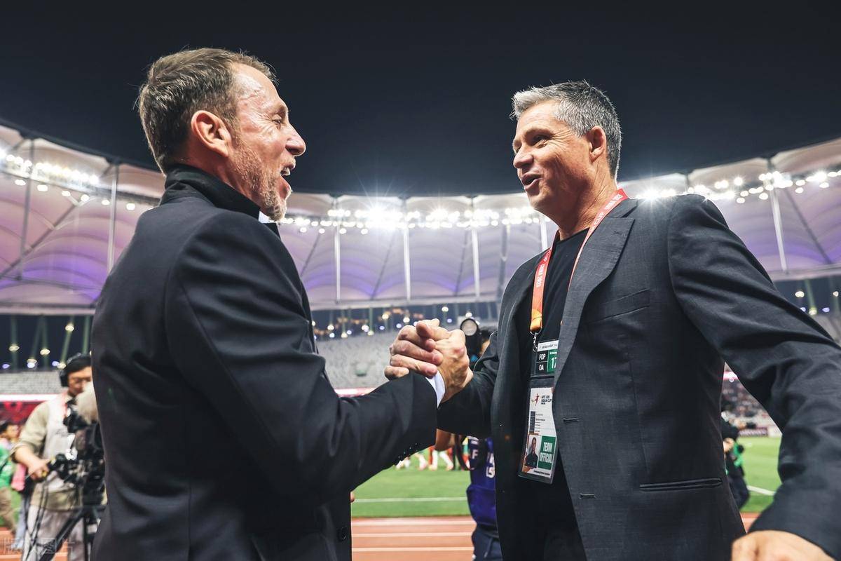 铁血守卫：云达不莱梅队稳健防守获胜的简单介绍