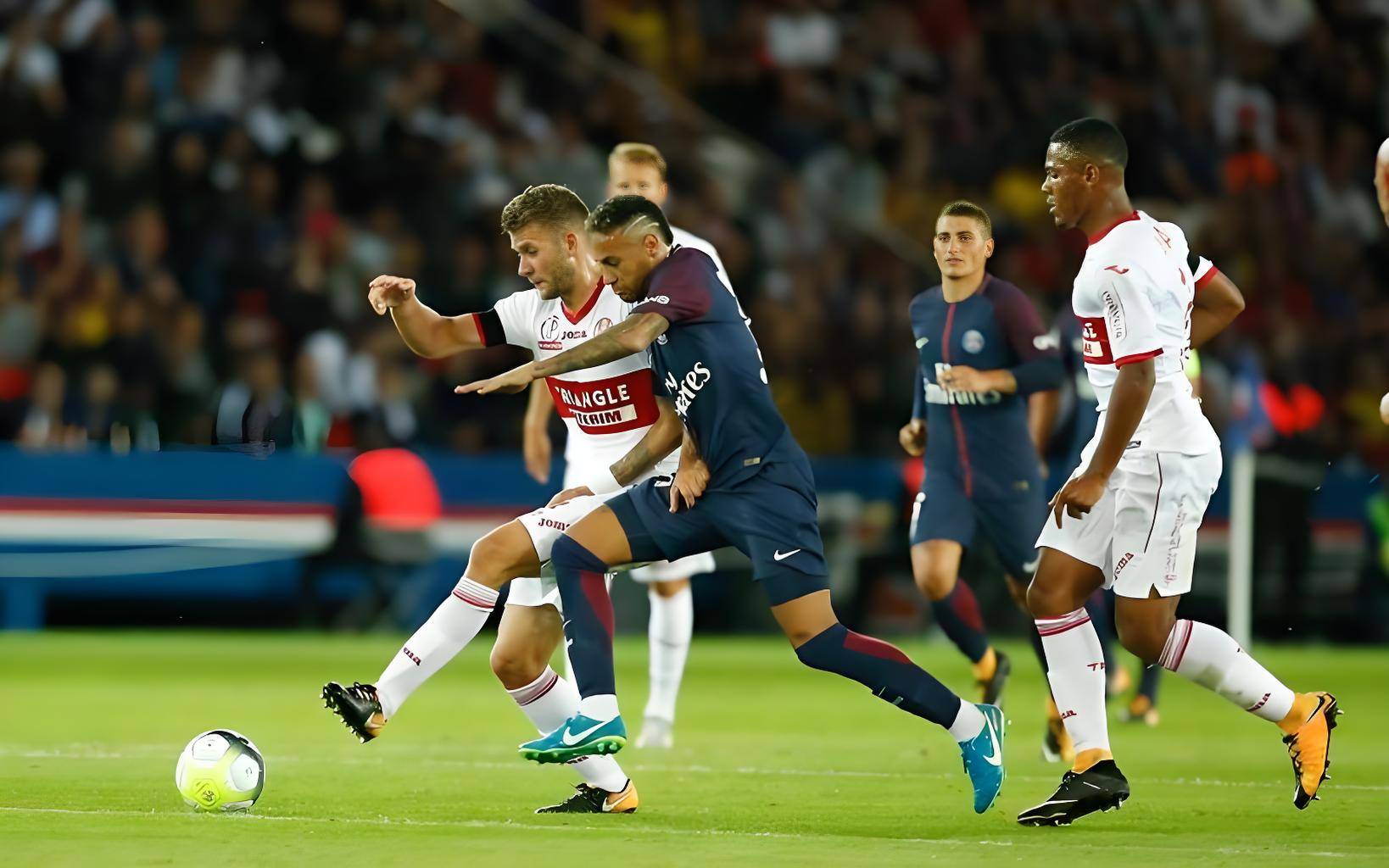 梅斯客场提前进球，足球进攻有望改进