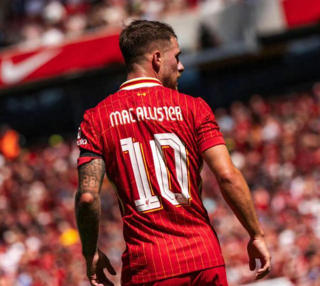 关于利物浦后防表现稳定，球队保持连胜状态的信息