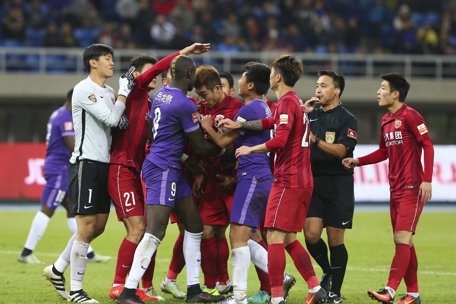 武汉负于福建，保级形势严峻的简单介绍