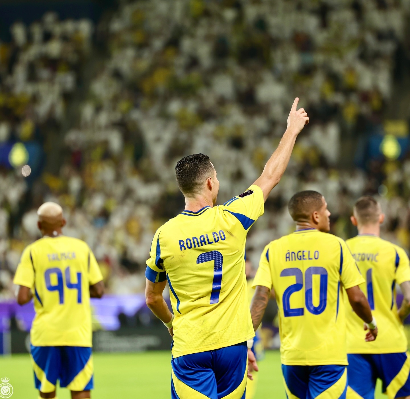 亚太地区足球队斩获国际比赛胜利