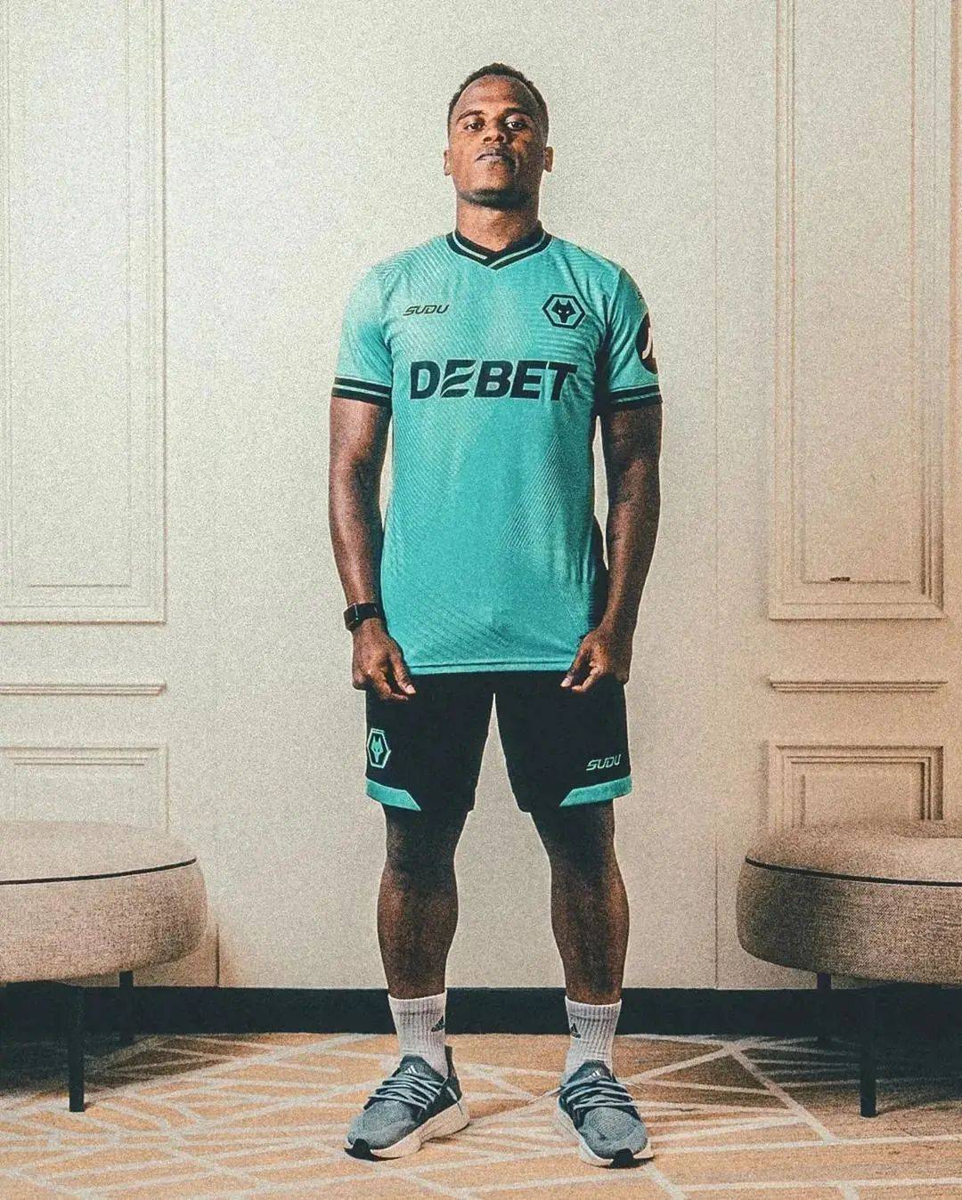 狼队客场不敌，欧战席位渐行渐远