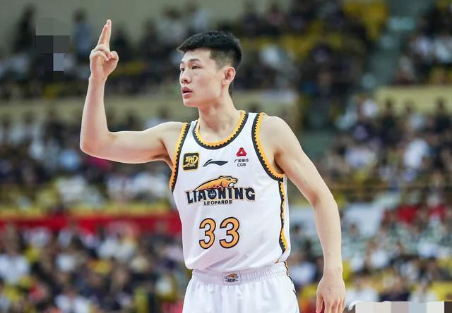 上海队逆转辽宁队，取得激动胜利