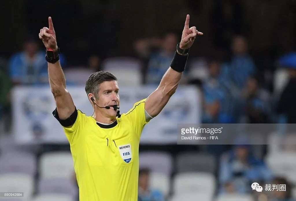 尼日利亚队斩获殊荣，顺利进入世界杯半决赛