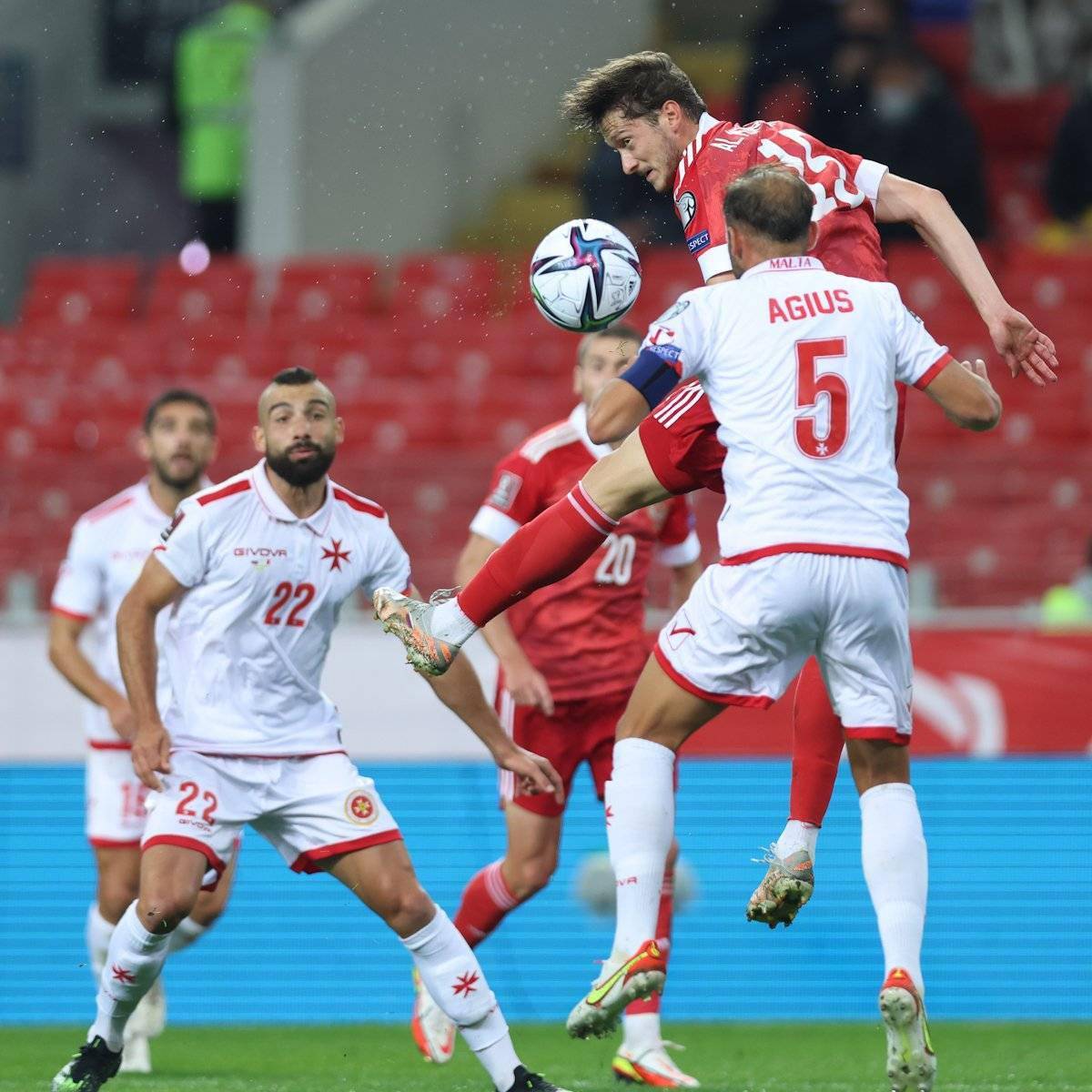 德国主场大胜斯洛伐克，三分垄断