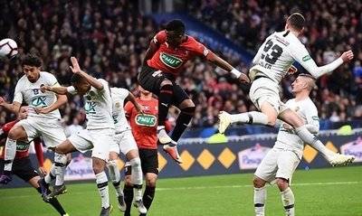 威廉闪贷致胜临死一球，主场难挡攻势的简单介绍