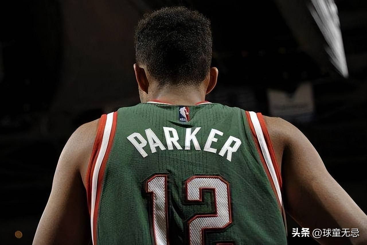 35岁的帕克将成为有史以来踢过NBA常规赛的顶级职运动员！