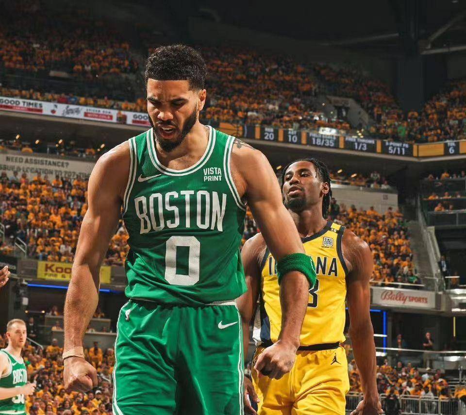 绿军险胜骑士总比分领先的简单介绍