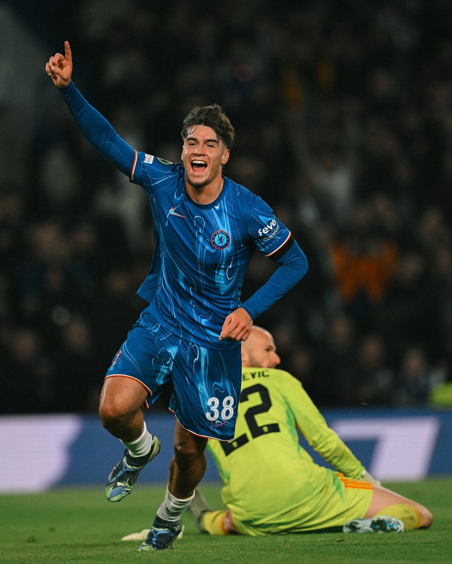 关于切尔西凭借进球力克对手，富勒姆难守告捷的信息