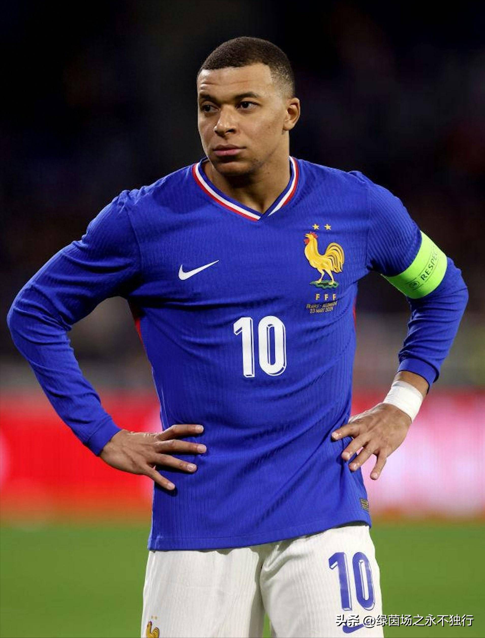 法国队因主力伤病重新安排战术布阵