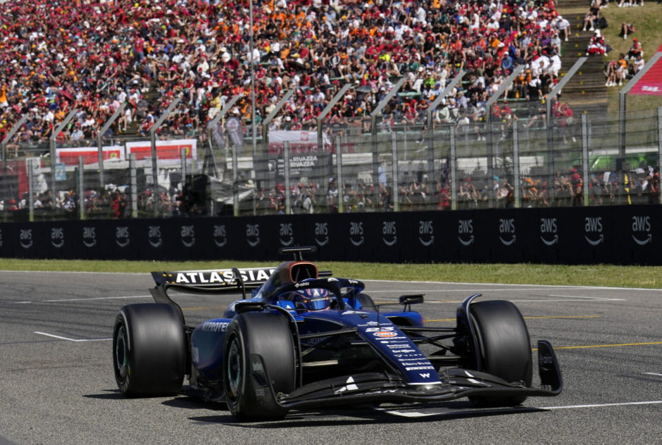 关于哈斯车队横扫红牛二队,维斯塔潘惊艳四座的信息 关于哈斯车队横扫红牛二队,维斯塔潘惊艳四座的信息