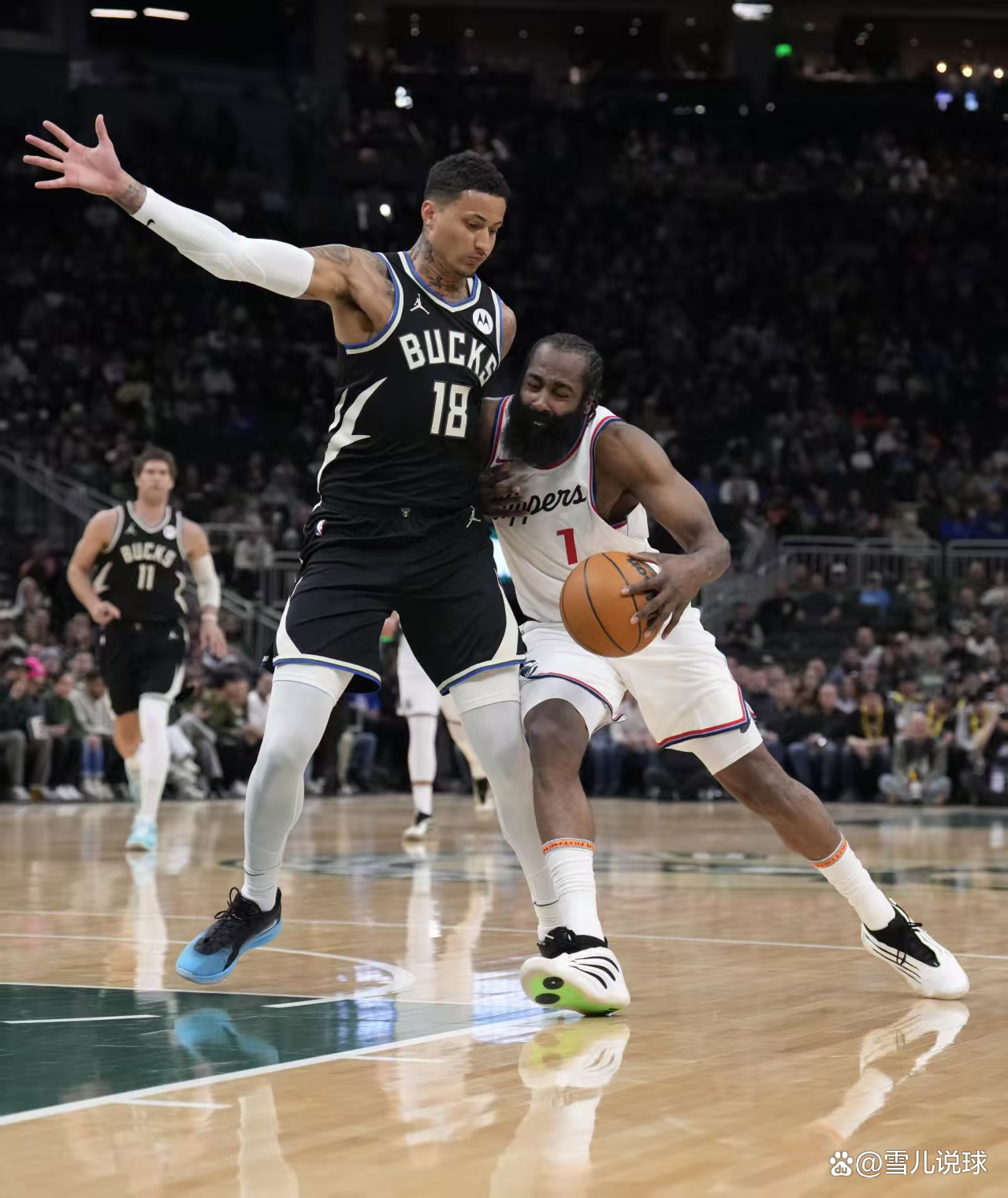 山西队横扫雄鹿,德罗赞点燃赛场 山西队横扫雄鹿,德罗赞点燃赛场