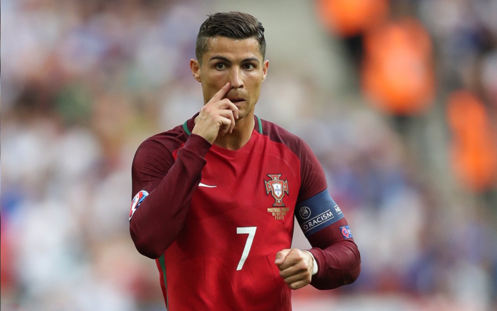 梦剧场双重奏，当巴萨踏平安菲尔德，拉什福德在巴黎改写规则