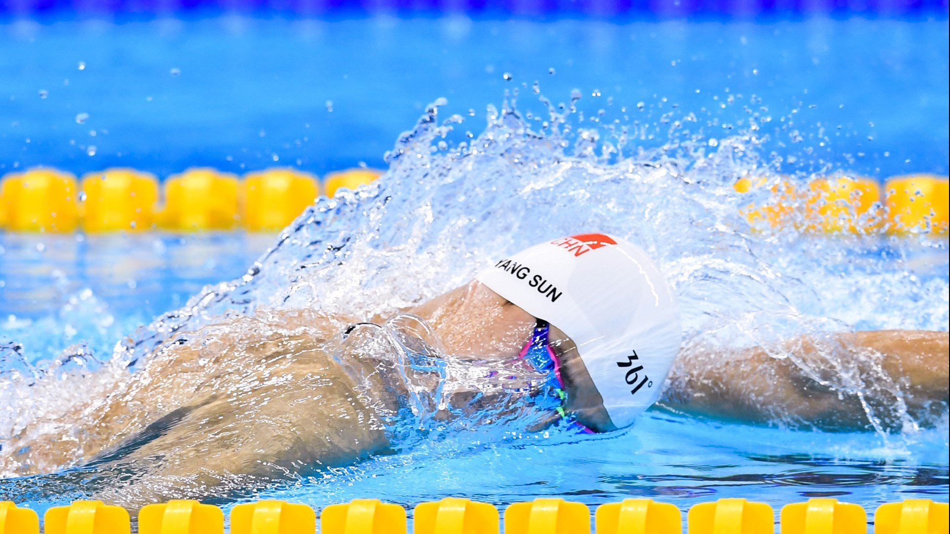 西北狼撕碎林海雪原，库里式持续杀伤如何改写天山脚下的篮球叙事