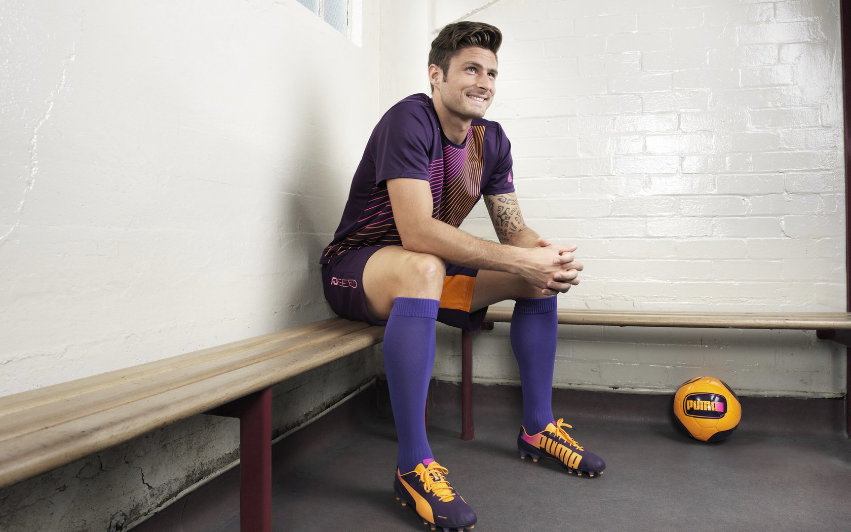 用最坚固的盾，击穿最自信的矛